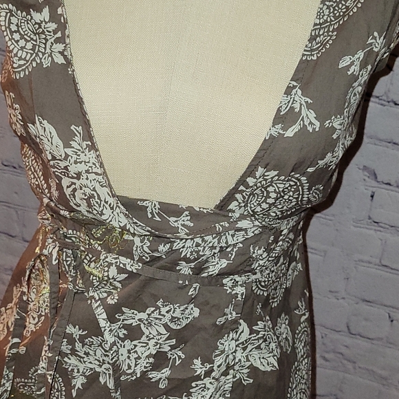 VILLA XS wrap mixed media top - Picture 2 of 10